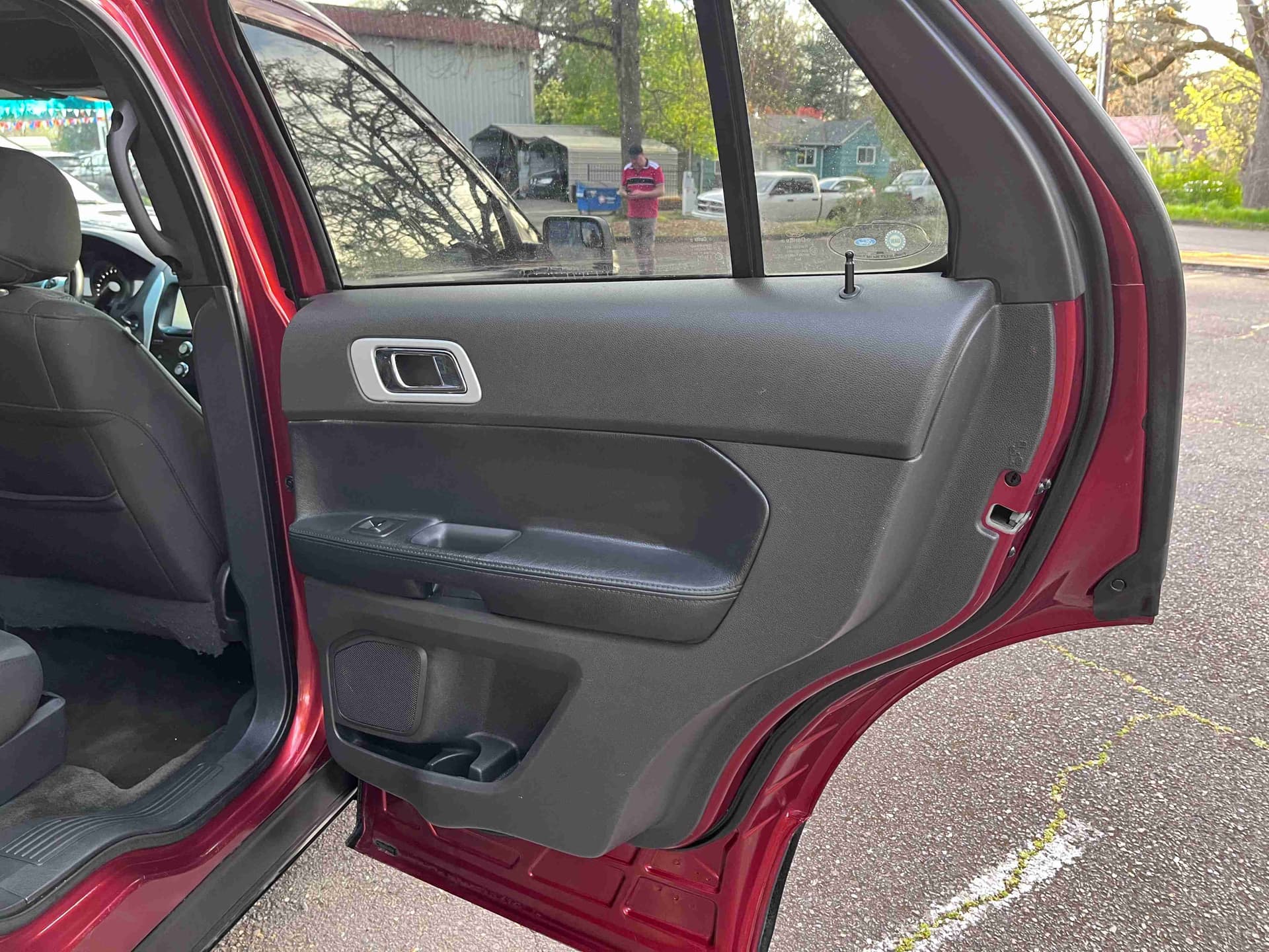 2014 Ford Explorer XLT - Photo 7