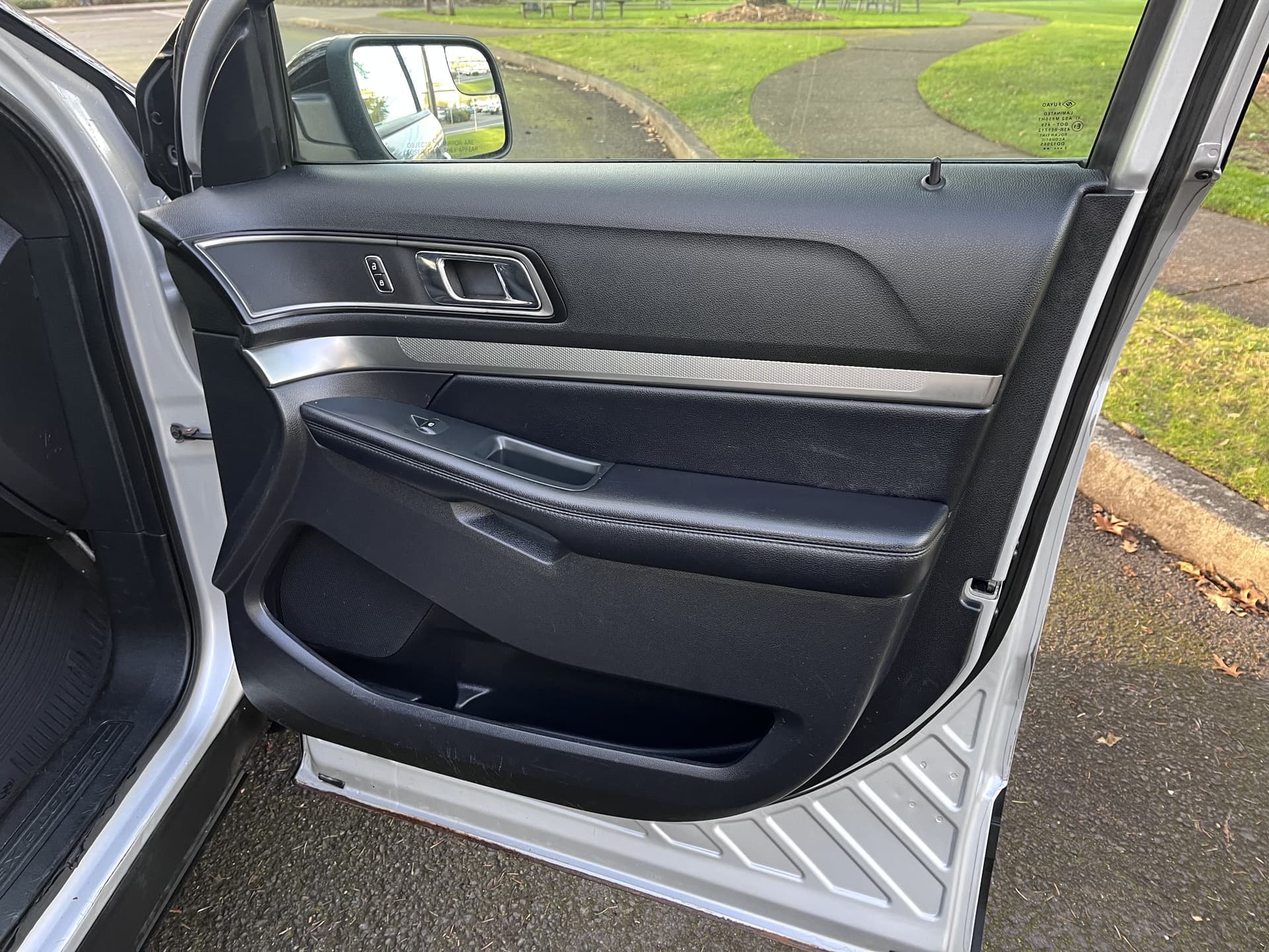 2018 Ford Explorer XLT - Photo 12