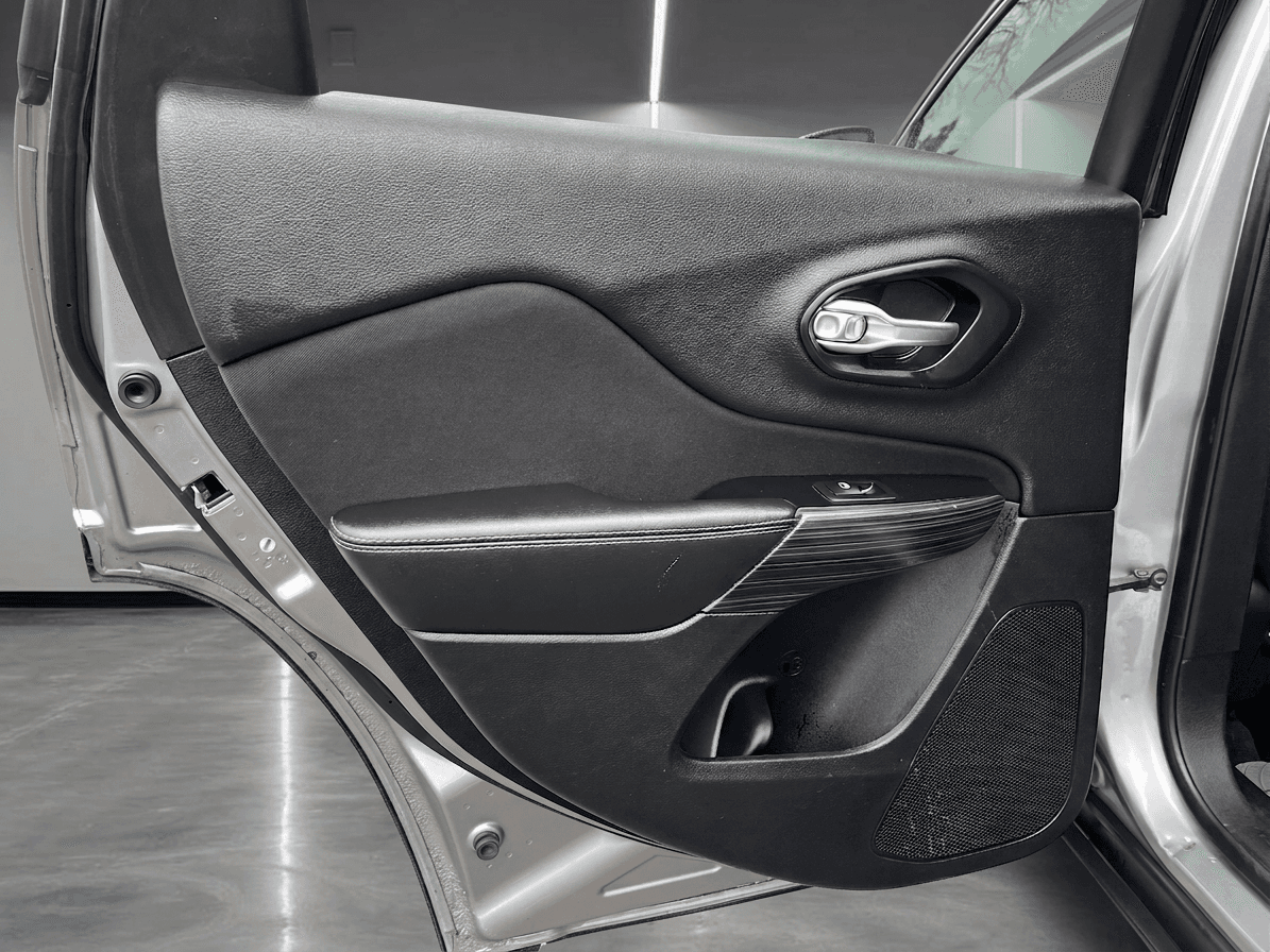 2014 Jeep Cherokee Latitude - Photo 6